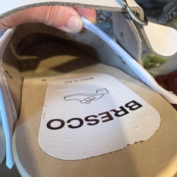 New Bresco Swedish White Perforated Leather Alder Wood Clogs 38 / 7-8 US - Picture 9 of 9